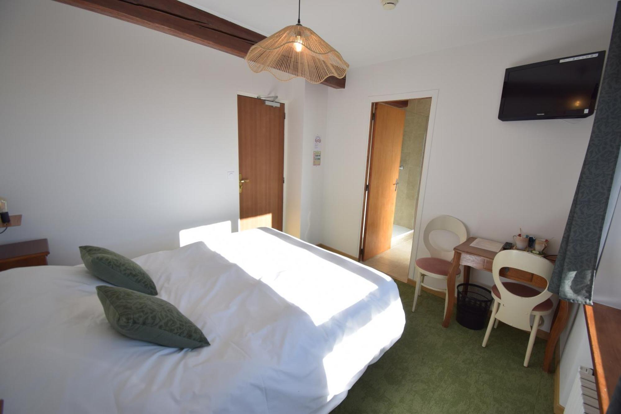 호텔 레 셰네 Saint-Julien-en-Champsaur 외부 사진