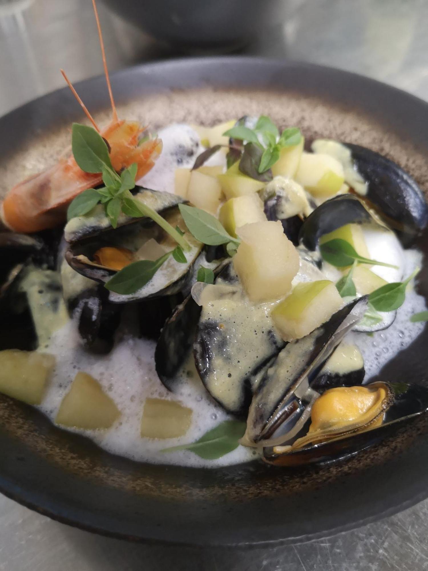호텔 레 셰네 Saint-Julien-en-Champsaur 외부 사진