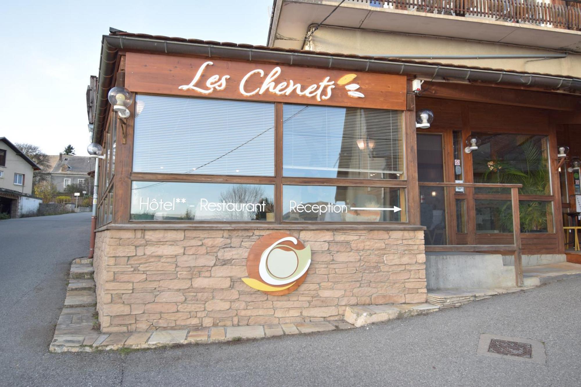 호텔 레 셰네 Saint-Julien-en-Champsaur 외부 사진