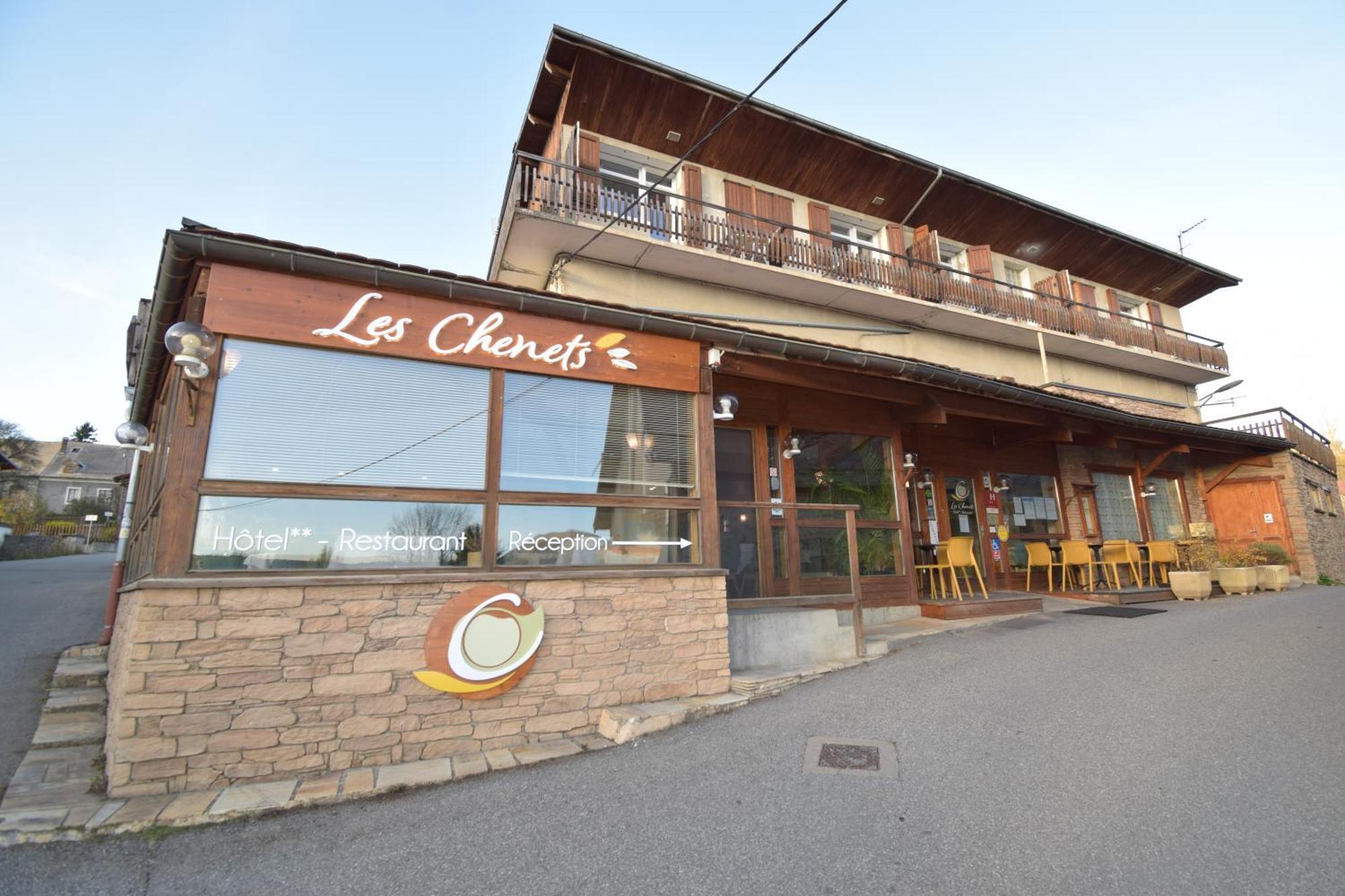 호텔 레 셰네 Saint-Julien-en-Champsaur 외부 사진