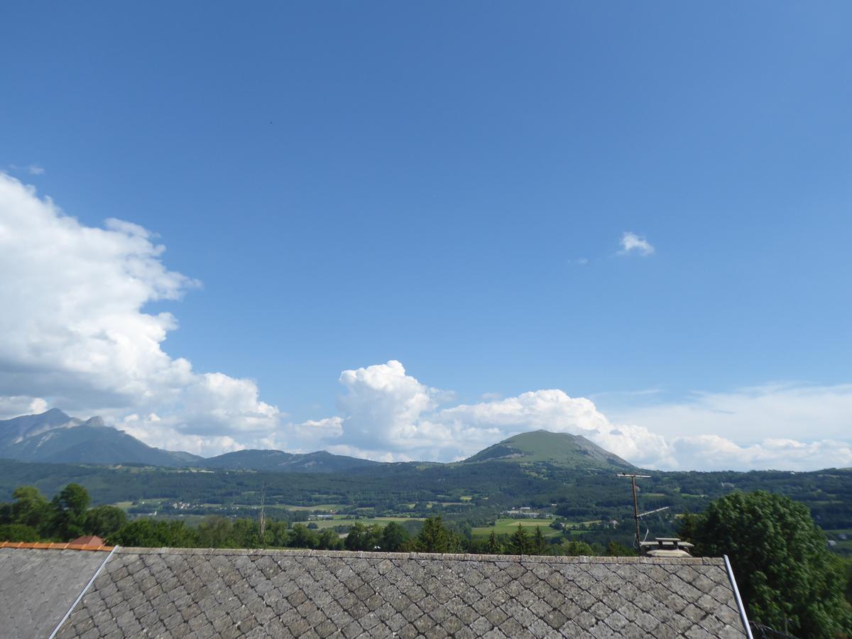 호텔 레 셰네 Saint-Julien-en-Champsaur 외부 사진